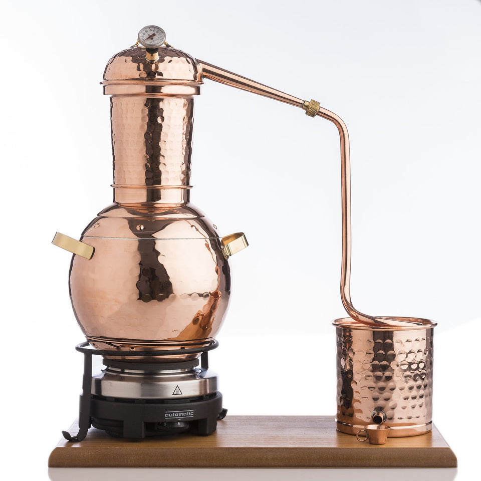 Highland Spirit copper whisky distillation still collectible gift